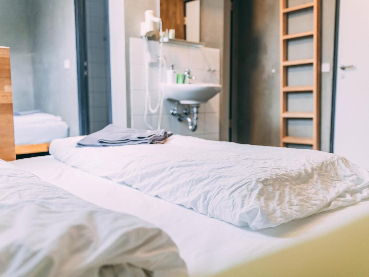 Gut Huegle Jugendzimmer Ravensburg Exterior photo
